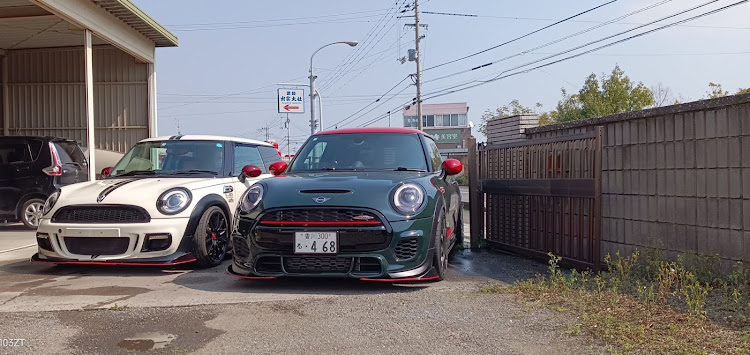 MINI ジョンクーパーワークスのR56 久々の洗車・ナンバー取りた・やっぱりminiは良いに関するカスタム事例の投稿画像2枚目