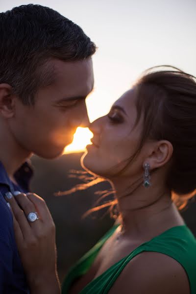 Fotografo di matrimoni Elena Volokhova (volohovalena). Foto del 11 settembre 2018