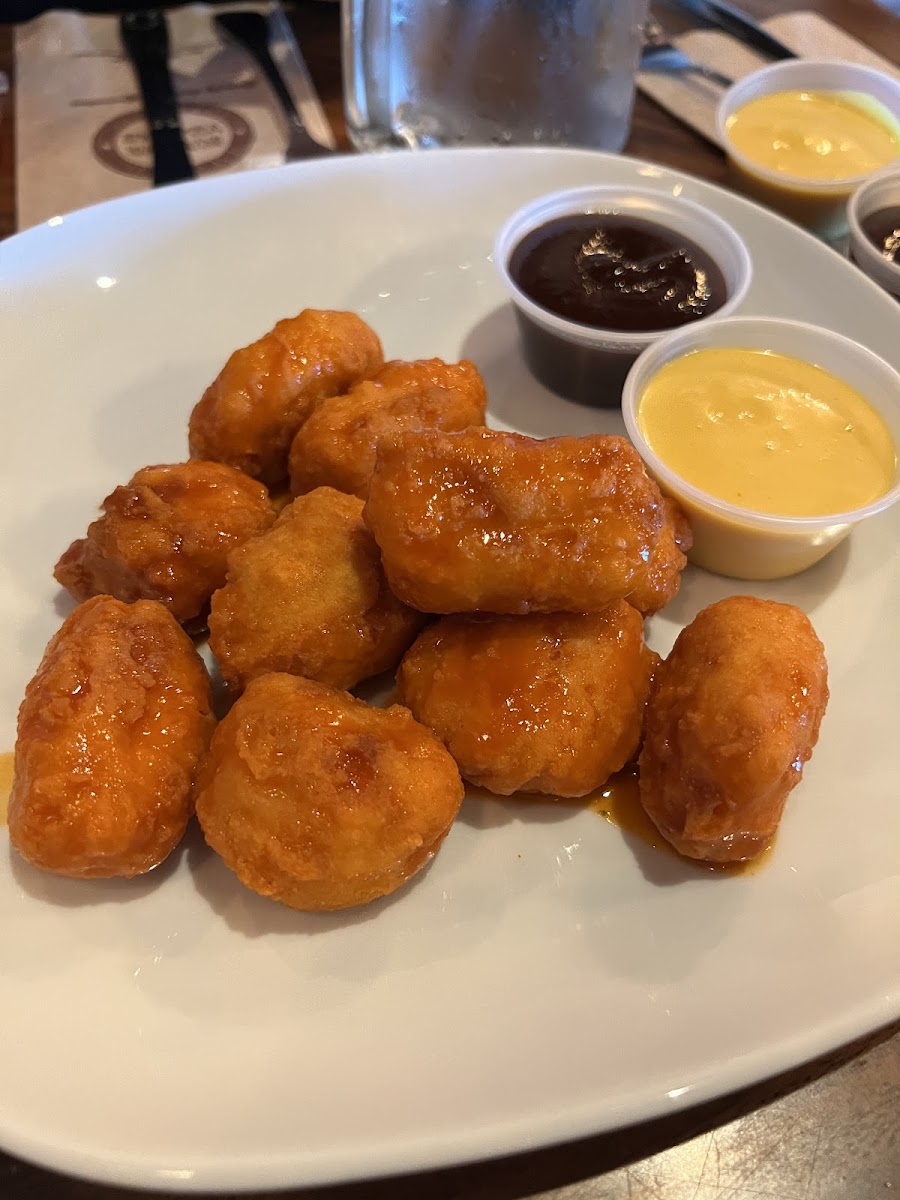 Boneless buffalo chicken wings