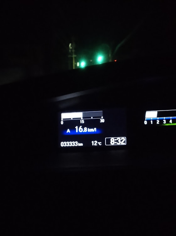 ジェイドの夕陽と愛車・太平洋ロングビーチ・ODO33333km・来週にはホイール装着出来るかなに関するカスタム事例の投稿画像3枚目