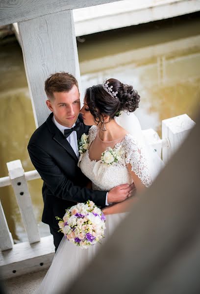 Fotógrafo de casamento Sergey Dyadinyuk (doger). Foto de 13 de abril 2018