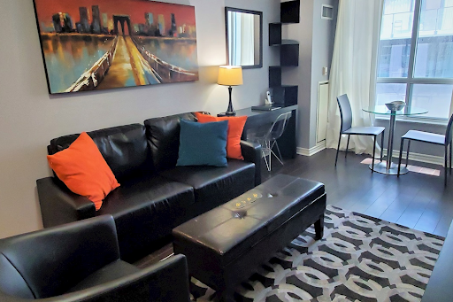 Simcoe Street Serviced Apartment