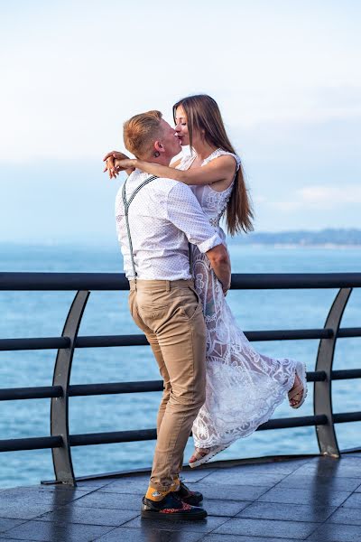 Bryllupsfotograf Mila Romanova (milaromanova). Bilde av 2 august 2020