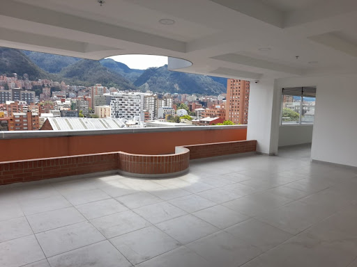 Edificio En Arriendo - Lago Gaitan, Bogota
