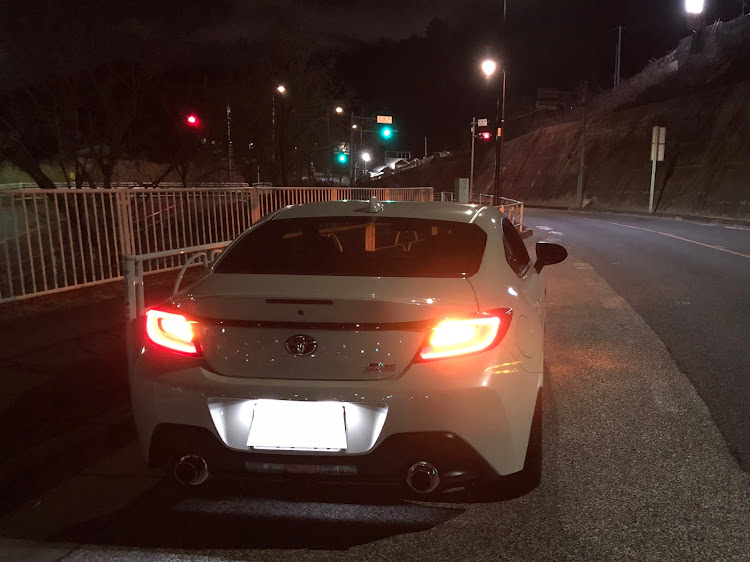 GR86の夜走り・慣らし中・凍結注意に関するカスタム事例の投稿画像2枚目