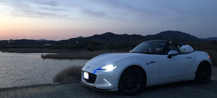 ロードスターの夕活・ダム湖とコラボ・two-kに関するカスタム事例の投稿画像3枚目