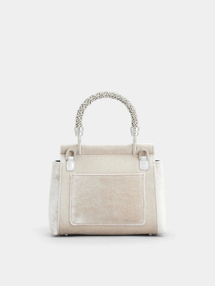 Title 6, Bolsa Tote Niche com Flores de Strass e Diamant...