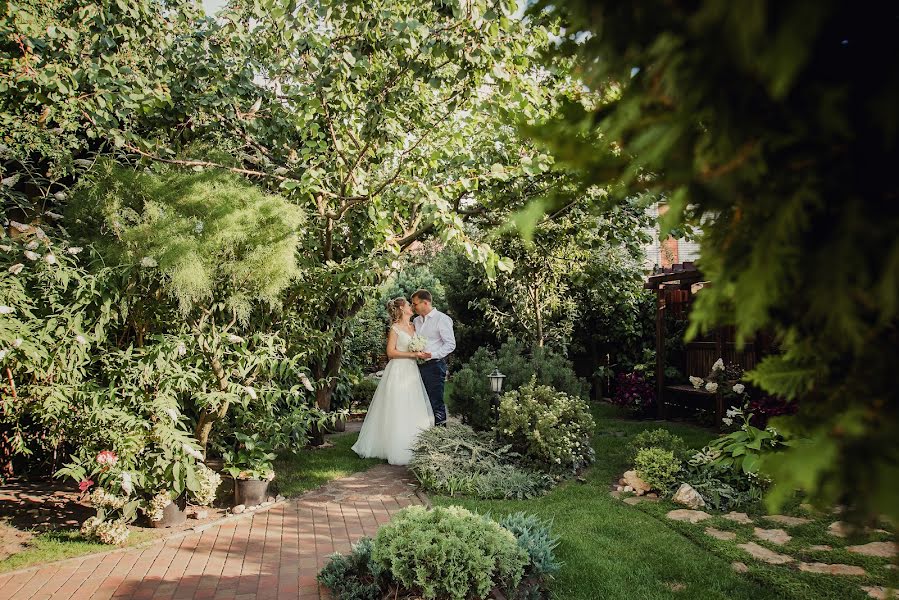 Fotógrafo de casamento Marina Agapova (agapiss). Foto de 30 de janeiro 2021