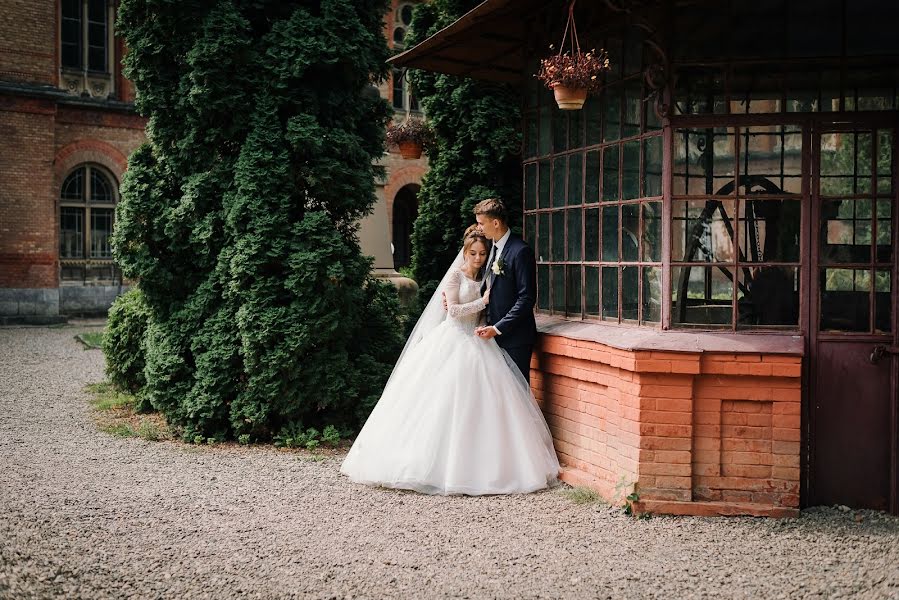 Fotógrafo de casamento Alisa Sandulovich (sandulovich). Foto de 14 de setembro 2019