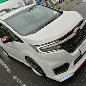 ステップワゴンスパーダ RP4