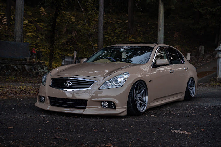 スカイラインのV36セダン・撮影スポット・ドライブ・DIYに関するカスタム事例の投稿画像4枚目
