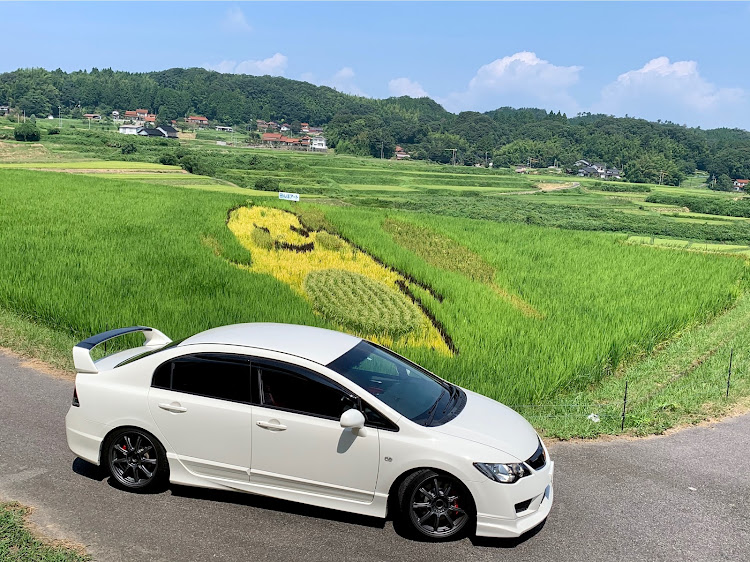 シビックタイプRのVTEC・お盆休み最終日・田んぼアート・細道には気をつけて・夏もあとわずかに関するカスタム事例の投稿画像1枚目