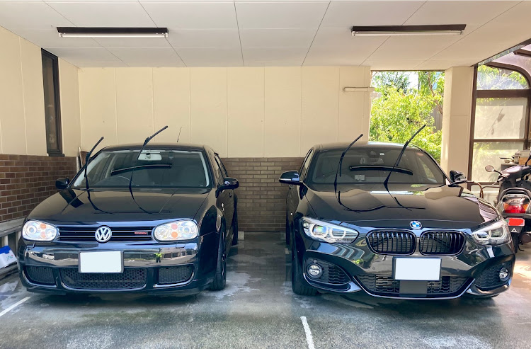 1シリーズ ハッチバックの久しぶりの3台洗車・緊急事態宣言・ブロワーで水飛ばし・ツーショット・寒天パパゼリーに関するカスタム事例の投稿画像3枚目