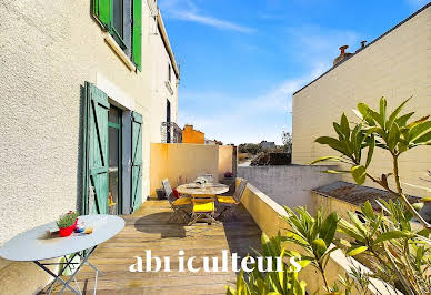 Maison avec jardin et terrasse 2