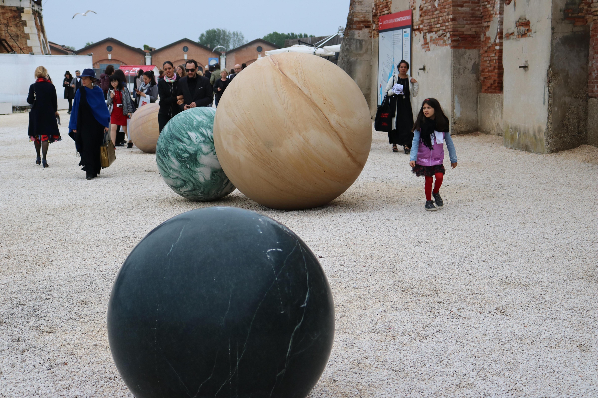 La Biennale. di T.