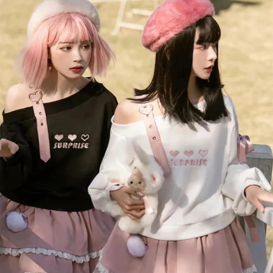 Pull Loli à épaules dénudées et nœud papillon, élégant et confortable. Le look casual chic parfait pour vous. Idéal pour toute occasion.