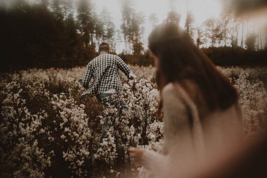 Svadobný fotograf Agata Stępniowska (agataste). Fotografia publikovaná 9. februára 2021