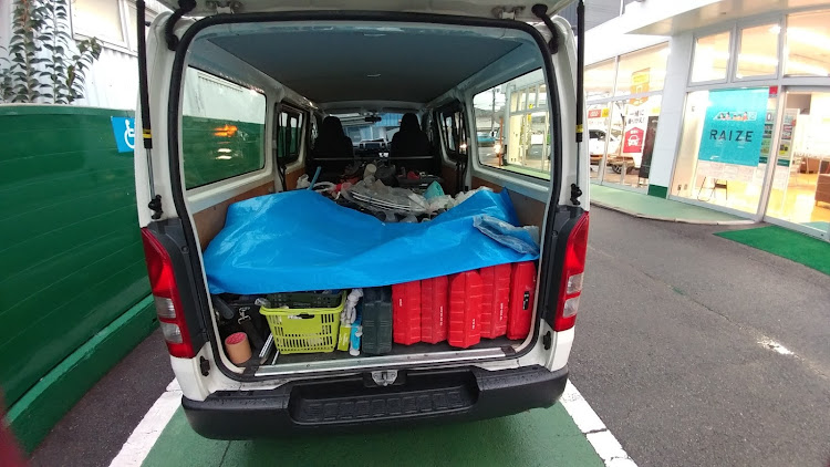 ハイエースバンのRyujiさんが投稿したカスタム事例の投稿画像3枚目