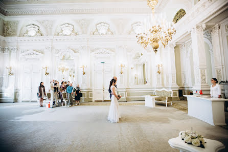 Wedding photographer Tanya Karaisaeva (tanikaraisaeva). Photo of 10 September 2018