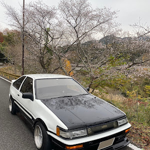 カローラレビン AE86