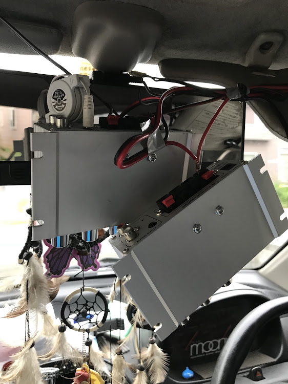 ヴィヴィオRX-Rのアンプ交換に関するカスタム事例の投稿画像2枚目