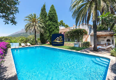 Property with pool 8