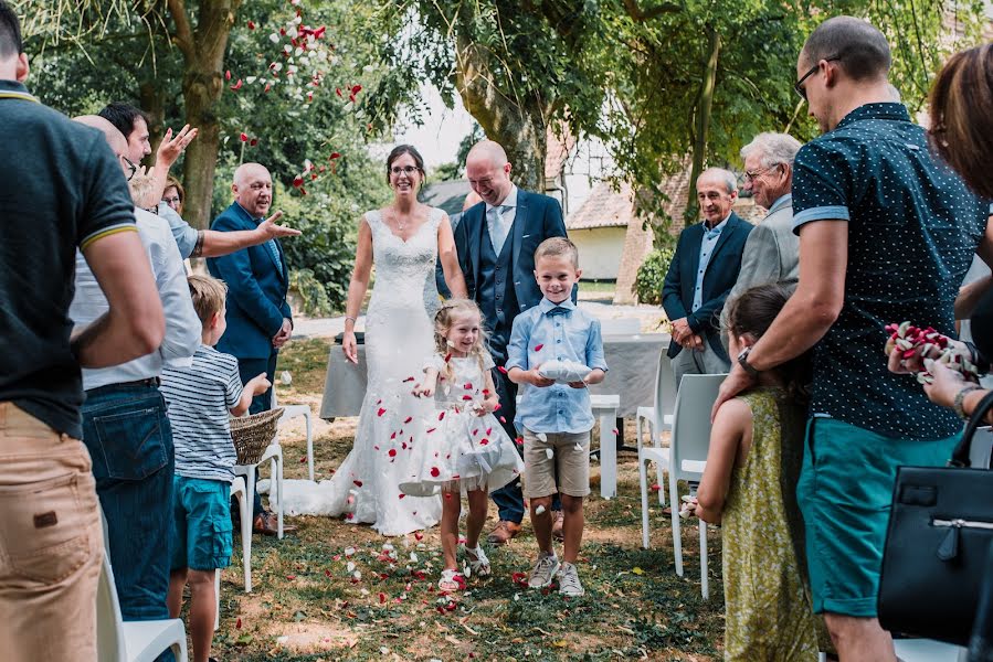 Fotógrafo de casamento Stephanie De Becker (sdbfotografiebe). Foto de 17 de abril 2019