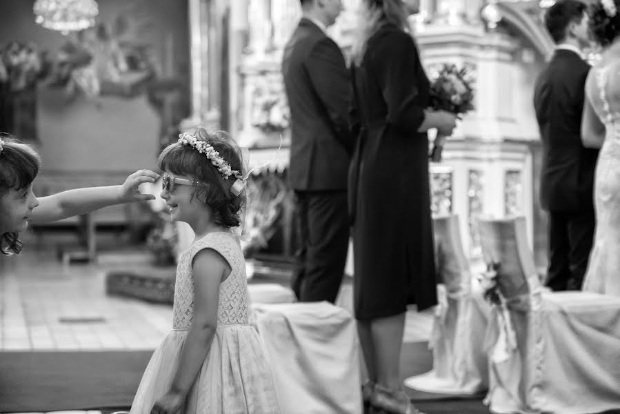 Fotografo di matrimoni Bartosz Lewinski (lewinski). Foto del 8 settembre 2017