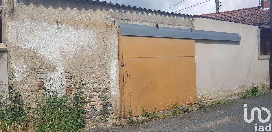 Vente parking  15 m² à Montluçon (03100), 6 499 €