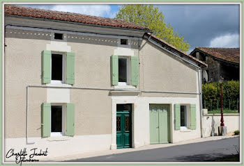 maison à Chalais (16)