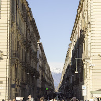 Piazza Castello di 