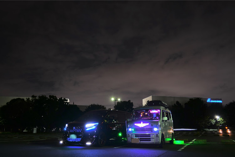 NV100クリッパーの一眼レフ・ナイトシーン・デコバン・スナップ写真・愛車とオーナーに関するカスタム事例の投稿画像10枚目