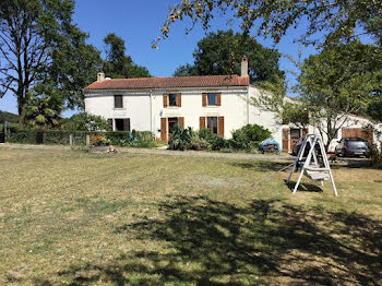 maison à Saint-Martin-Lars-en-Sainte-Hermine (85)