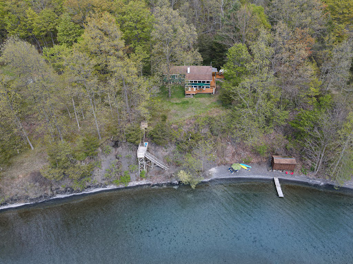 Buy this luxury property in Niles (United States) - House on hill by lake