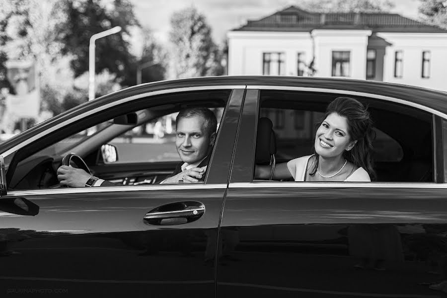 Fotógrafo de casamento Anna Galkina (galannaanna). Foto de 13 de agosto 2020