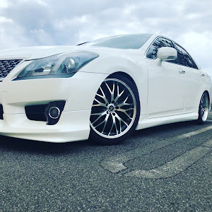 クラウンアスリート GRS200