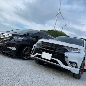 アウトランダーPHEV GG2W