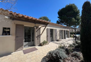 House with pool and terrace 3