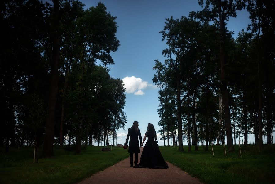 Fotografo di matrimoni Svetlana Carkova (tsarkovy). Foto del 23 febbraio 2017