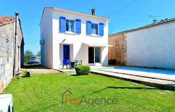 maison à Mortagne-sur-Gironde (17)