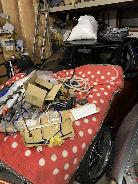 スカイラインのDIY・トラストサージタンク・タービン・ER34・スカイラインに関するカスタム事例の投稿画像2枚目