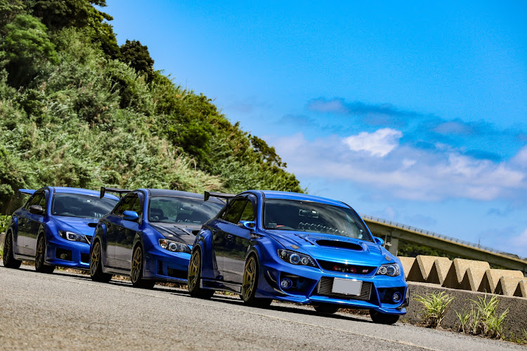 インプレッサ WRX STIのひろ兄さんが投稿したカスタム事例の投稿画像2枚目