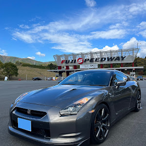 NISSAN GT-R R35