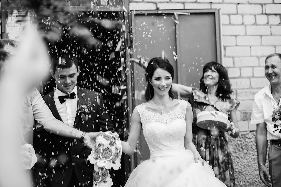 Wedding photographer Tatyana Savchuk (tanechkasavchuk). Photo of 28 September 2017