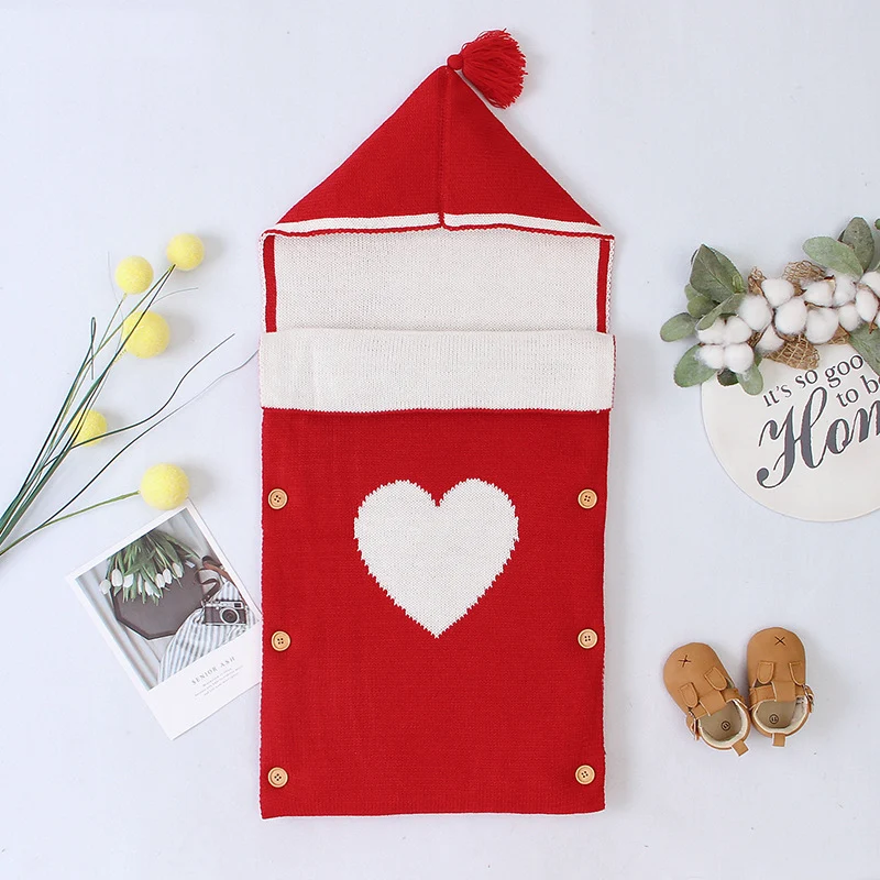 Sac de couchage à capuche Baby Love All-match pour bébés. Confortable et polyvalent, pour des nuits paisibles et un sommeil sûr. Adapté à toutes les saisons.