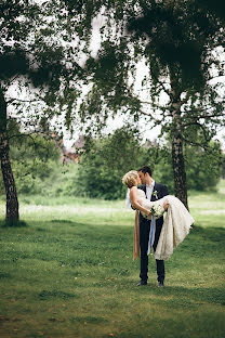 Bryllupsfotograf Denis Bufetov (denisbuffetov). Bilde av 12 juni 2017