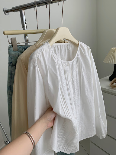 Title 14, French Style Retro Exquisite Embroidered Crew N...