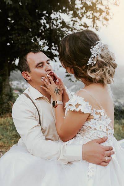 Fotografo di matrimoni Elena Kazakova (ekazakova). Foto del 19 agosto 2019