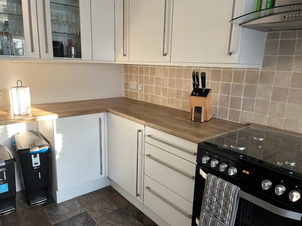 Album cover: Vinyl kitchen countertops 