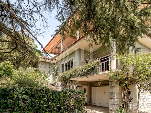Maison avec jardin et terrasse 2